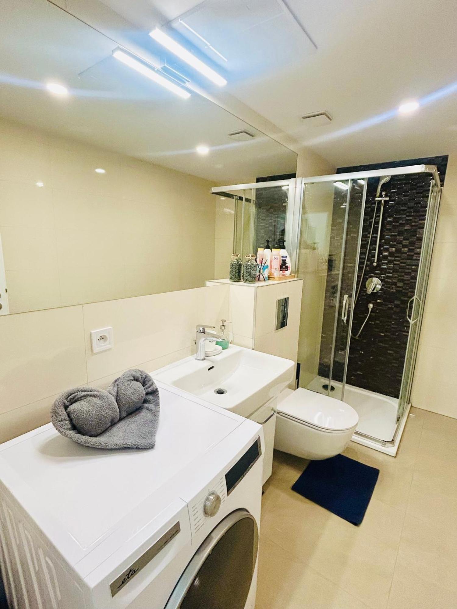 New Design & Style Apartments 50M From Wenceslas Square Praha Exteriér fotografie